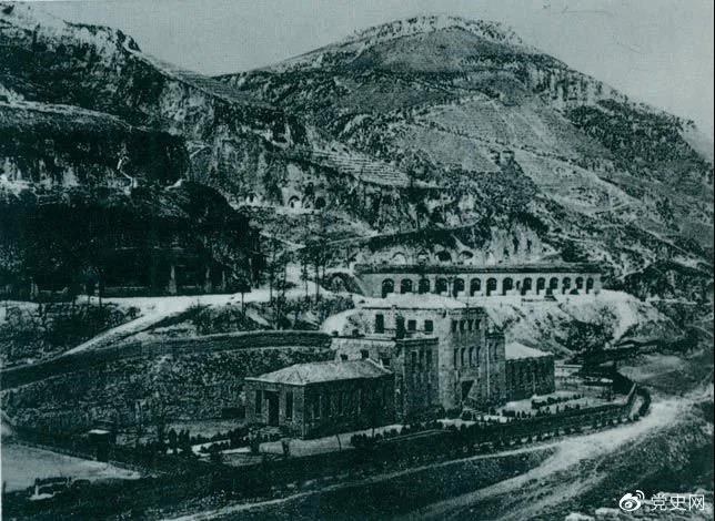 1944年5月21日,中共六届七中全会在延安召开。图为全会会址。