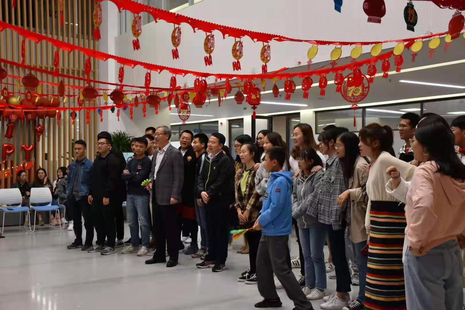 1574298873.jpg 1574298873.jpg