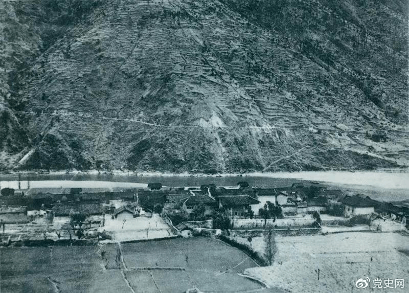 1935年5月25日,红一方面军到达大渡河南岸的安顺场。红军17名勇士靠一叶孤舟强渡大渡河,为沿大渡河左岸北上的部队打开了一条通道。图为安顺场一角。