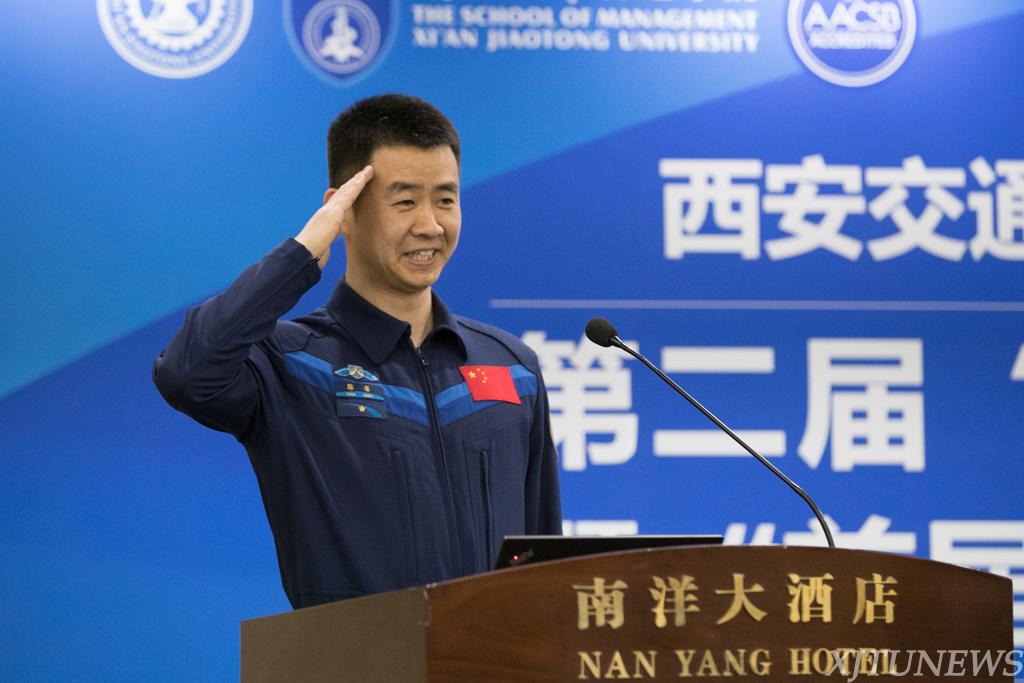 1546341508.jpg 2.jpg